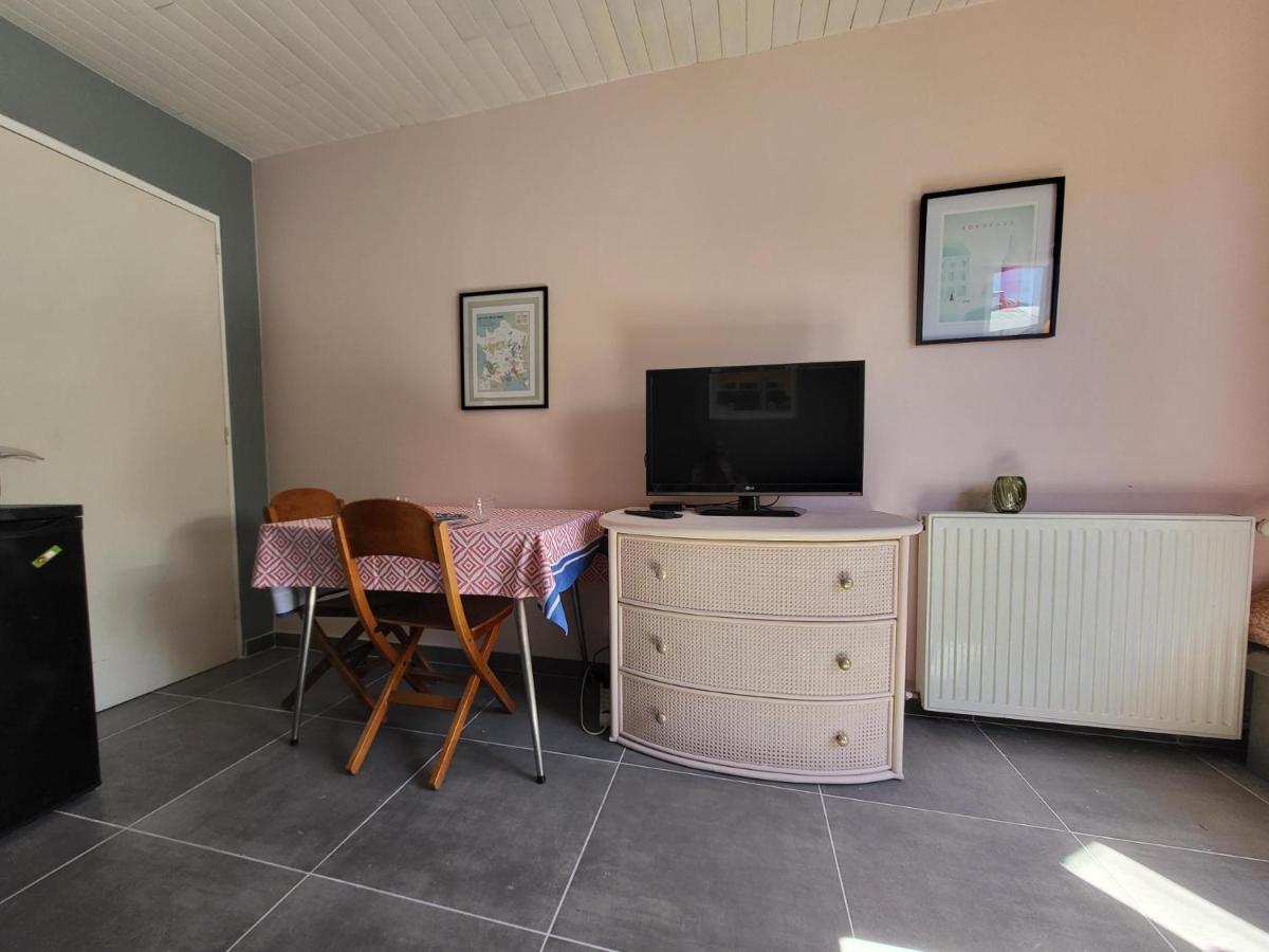 Logement Proche De Bordeaux, Route Des Chateaux Ludon-Médoc Eksteriør bilde